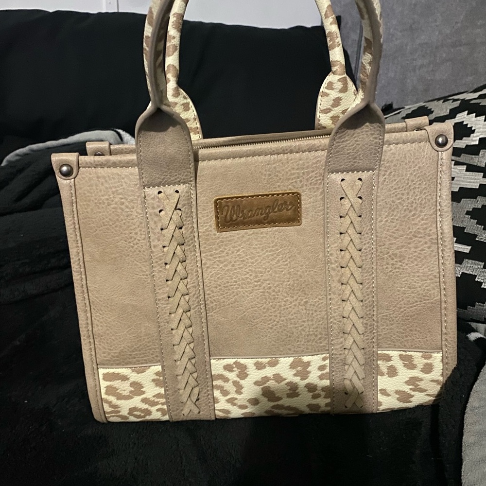 Wrangler Tan and Cream Tote with Animal Print Accents